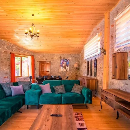 וילה Stone With Private Pool In A Secluded Area In