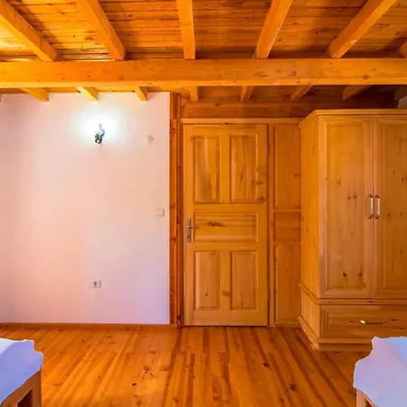 Вилла Stone With Private Pool In A Secluded Area In