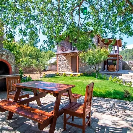 Stone With Private Pool In A Secluded Area In * פאטהיה