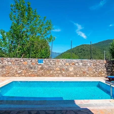 וילה Stone With Private Pool In A Secluded Area In *