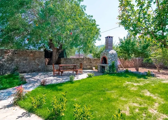 Вилла Stone With Private Pool In A Secluded Area In *